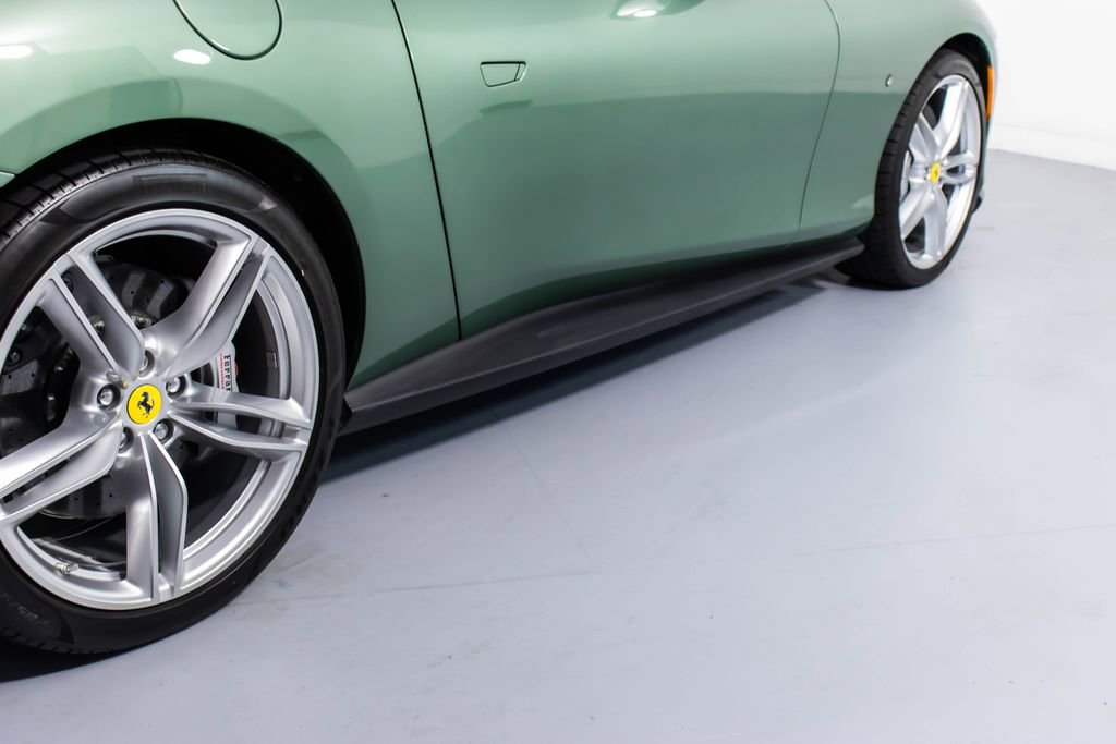 Certified 2024 Ferrari Roma Spider RWD image 19