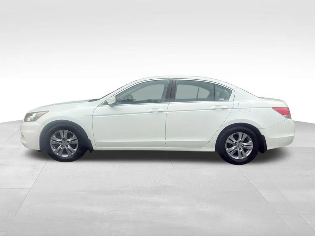 Used 2011 Honda Accord SE image 2
