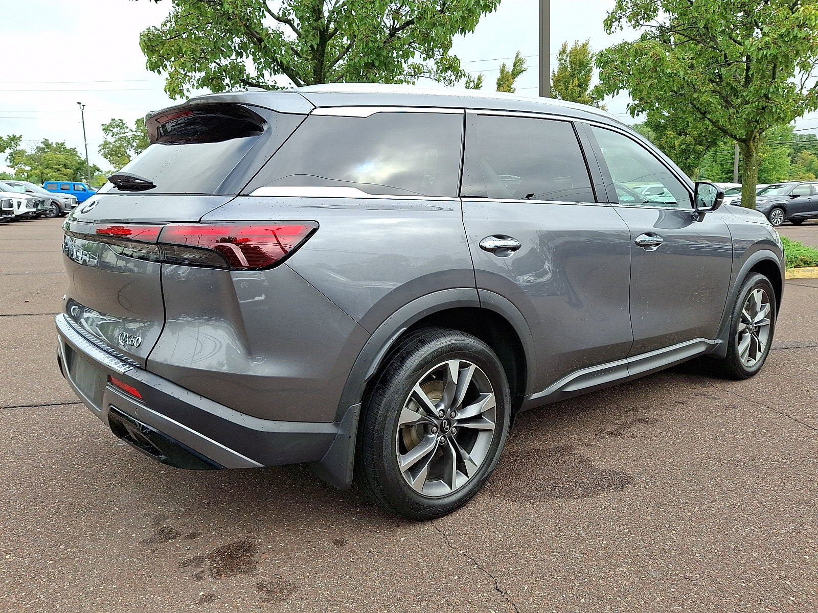 Certified 2023 INFINITI QX60 Luxe w/ Performance Audio Package AWD/4WD image 6