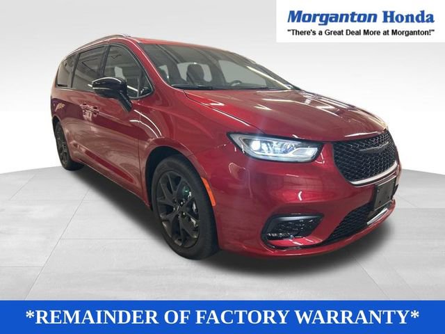 Used 2025 Chrysler Pacifica Limited