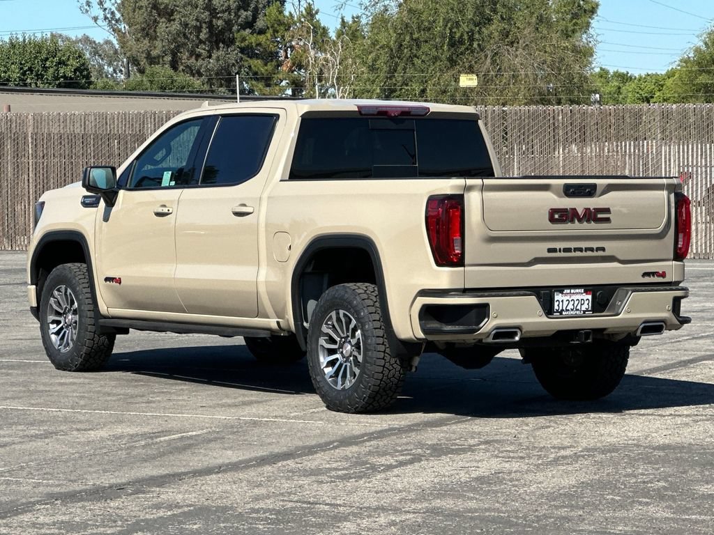 Used 2022 GMC Sierra 1500 AT4 w/ AT4 Premium Package AWD/4WD image 5