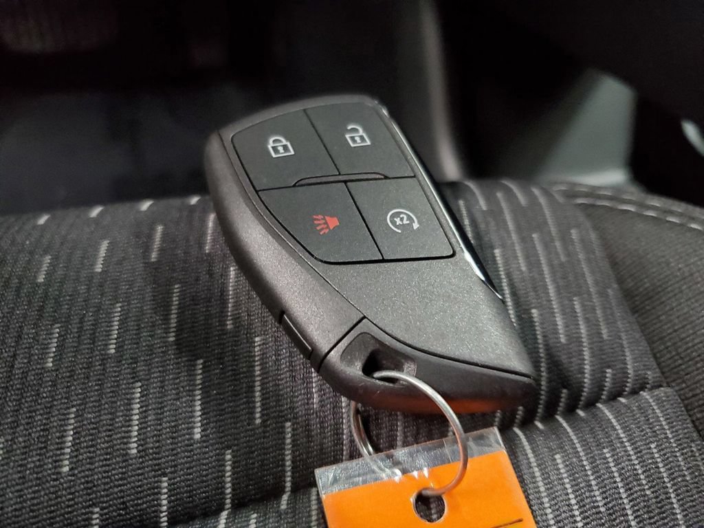 Used 2026 Chevrolet Equinox LT FWD image 33