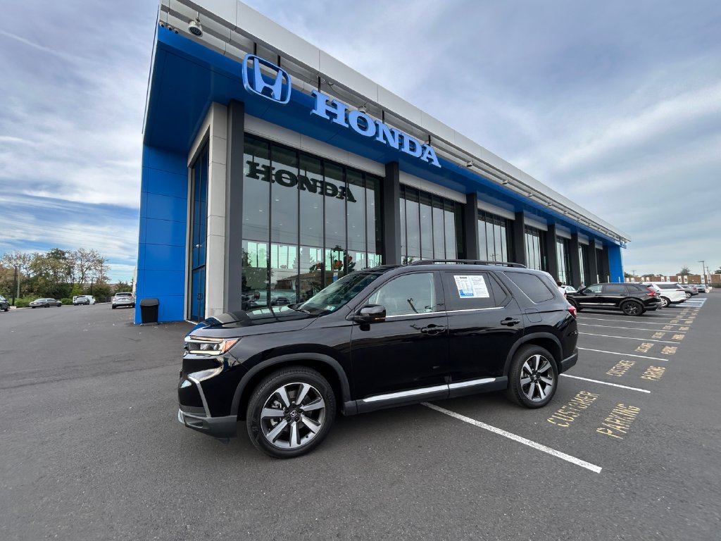 Certified 2024 Honda Pilot Touring image 31