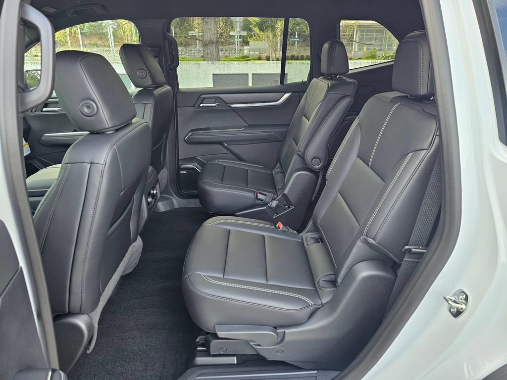 New 2026 GMC Acadia Elevation w/ Elevation Premium Package AWD/4WD image 17