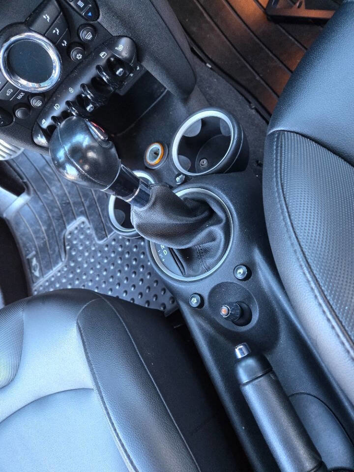 Used 2011 MINI Cooper S image 33
