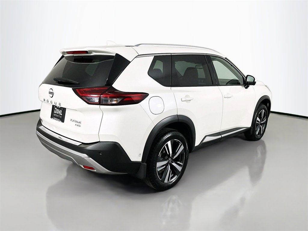 Used 2022 Nissan Rogue Platinum w/ Head-Up Display Package image 13