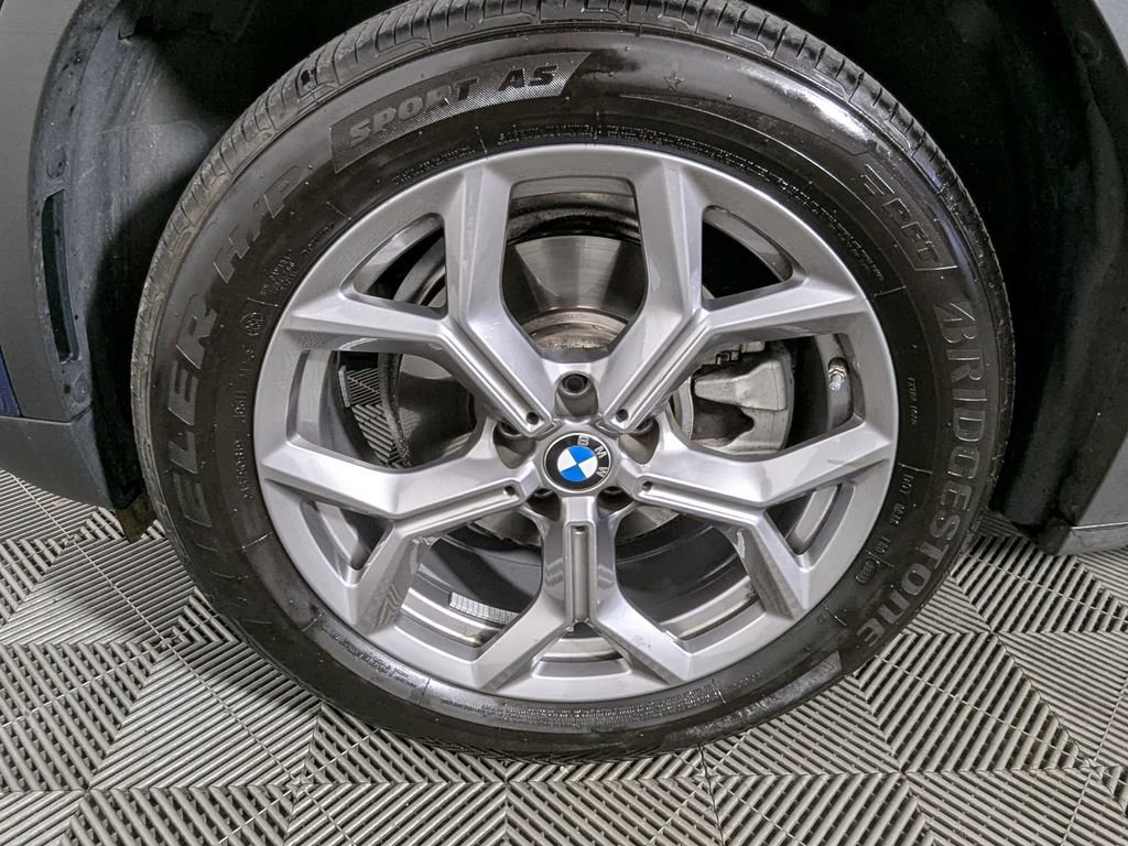 Certified 2024 BMW X3 xDrive30i w/ Premium Package image 45