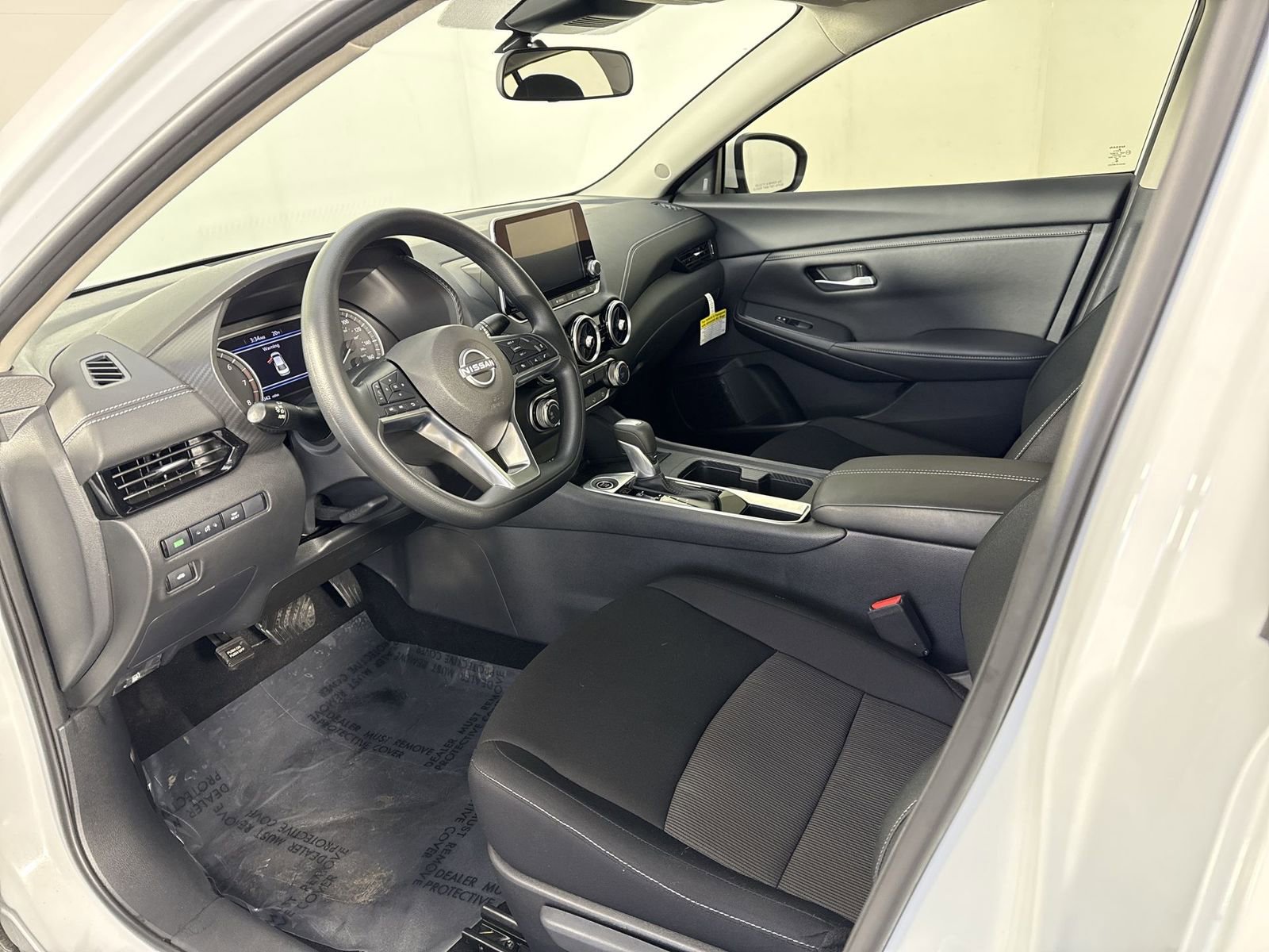 Certified 2025 Nissan Sentra SV image 5