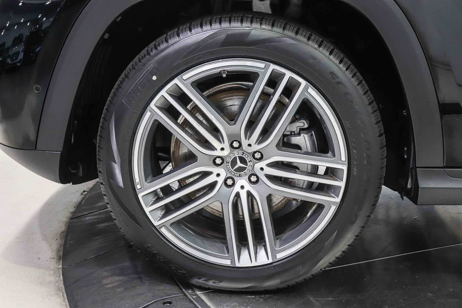 Certified 2025 Mercedes-Benz GLS 450 4MATIC image 7