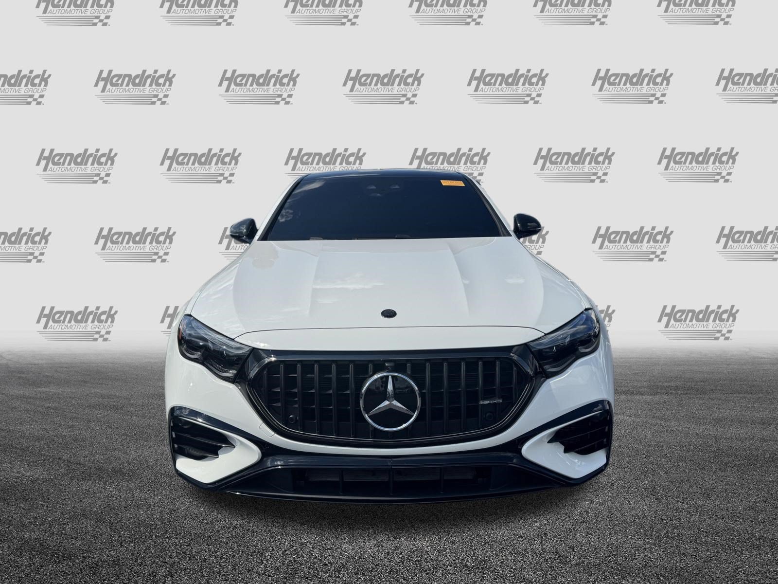 Used 2026 Mercedes-Benz E 53 AMG e 4MATIC Sedan image 3