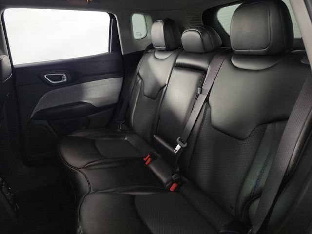 Used 2022 Jeep Compass Latitude w/ Convenience Group AWD/4WD image 16