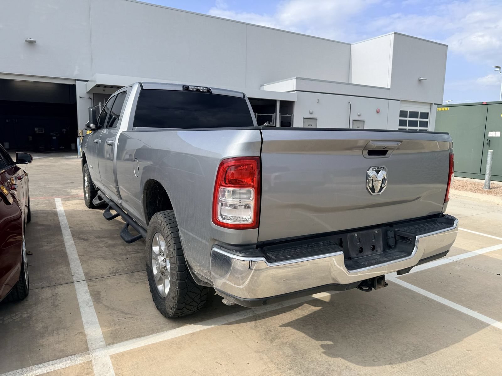 Used 2021 RAM 3500 Lone Star w/ Level 1 Equipment Group AWD/4WD image 4