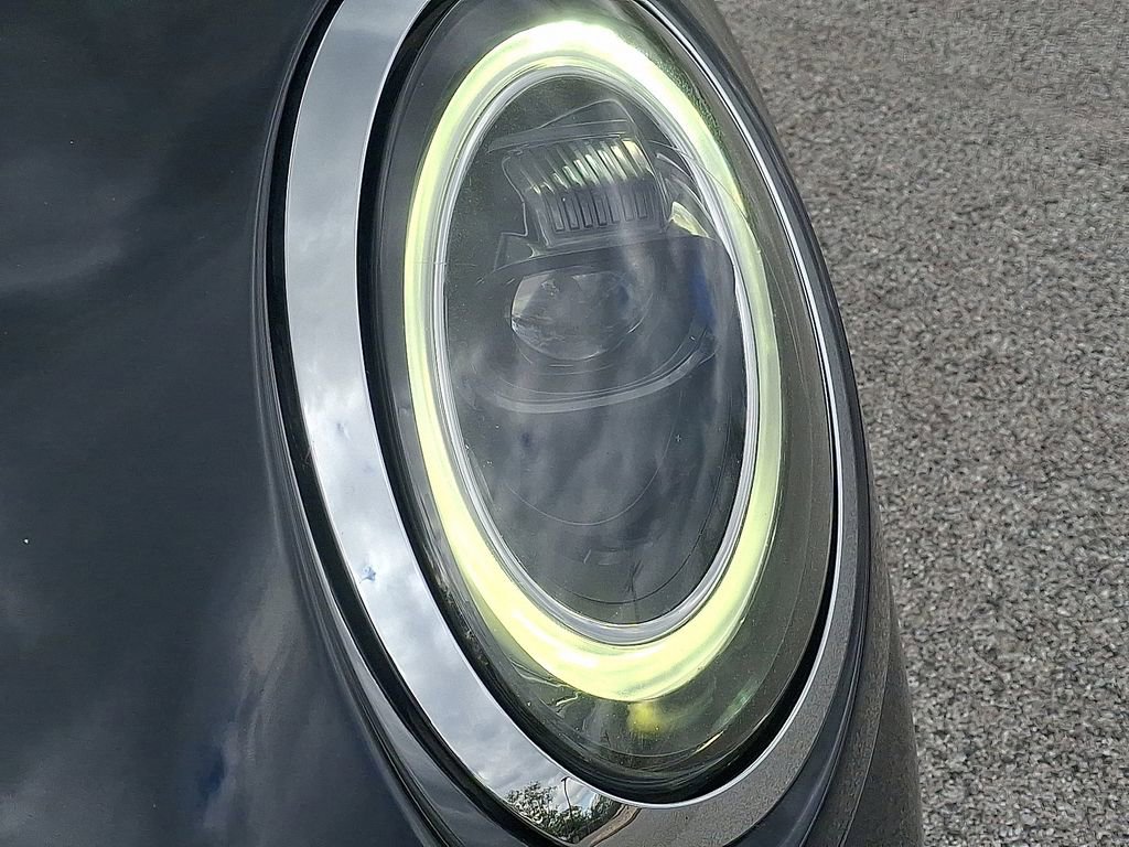 Used 2023 MINI Cooper S image 13