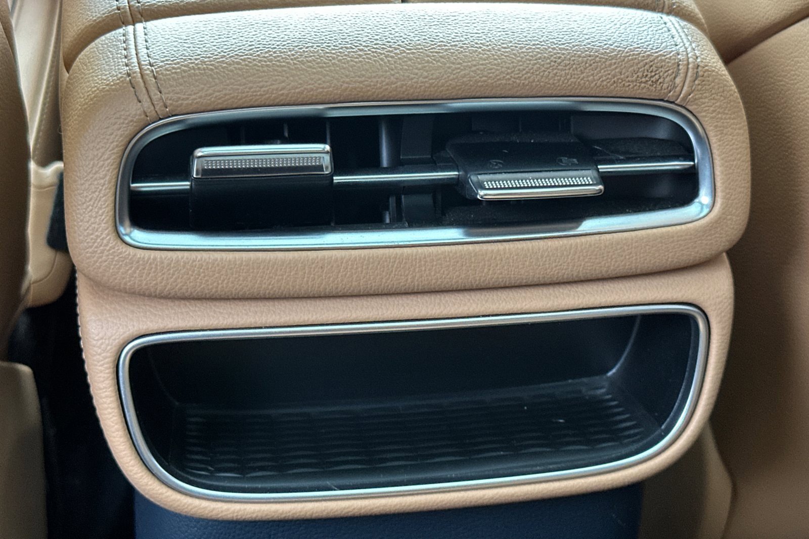 Used 2023 Genesis GV80 2.5T w/ Advanced Package image 41