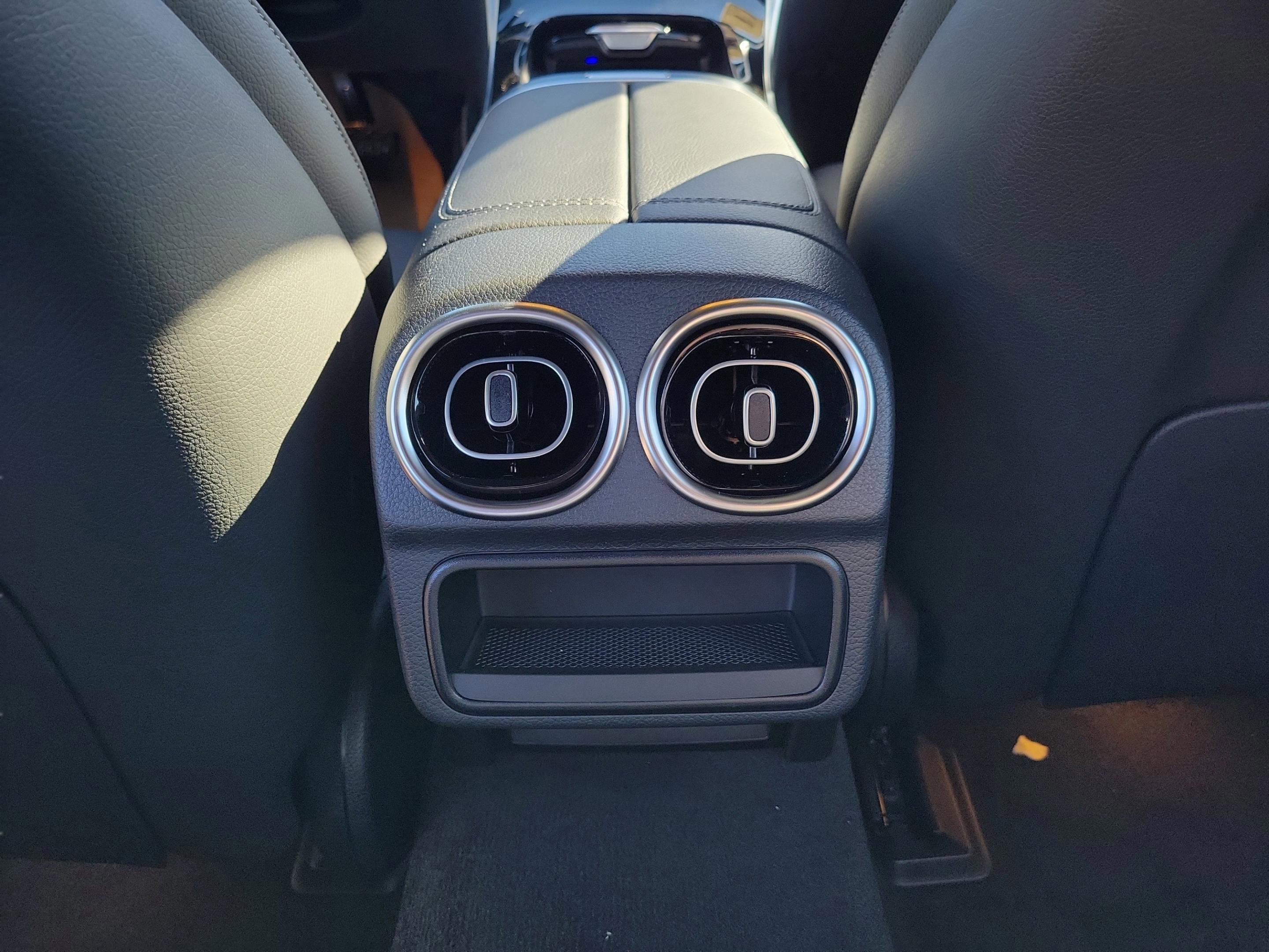 Certified 2026 Mercedes-Benz C 300 Sedan image 15