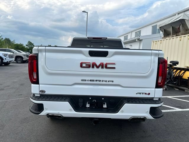 Used 2022 GMC Sierra 1500 AT4 w/ AT4 Premium Package AWD/4WD image 4
