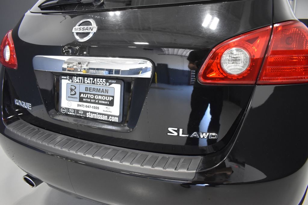 Used 2013 Nissan Rogue SL AWD/4WD image 9