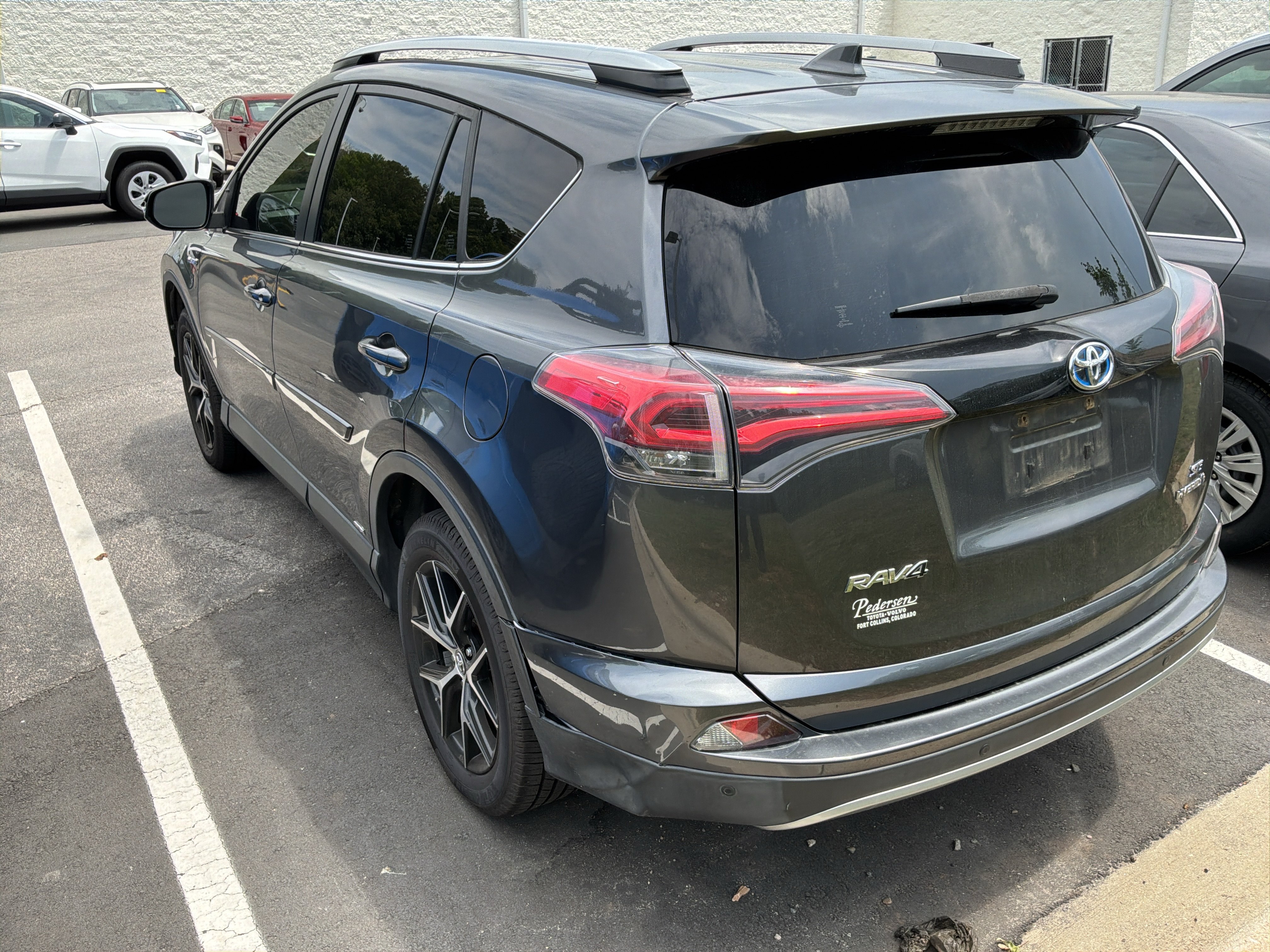 Used 2017 Toyota RAV4 SE w/ Advanced Technology Package AWD/4WD image 6