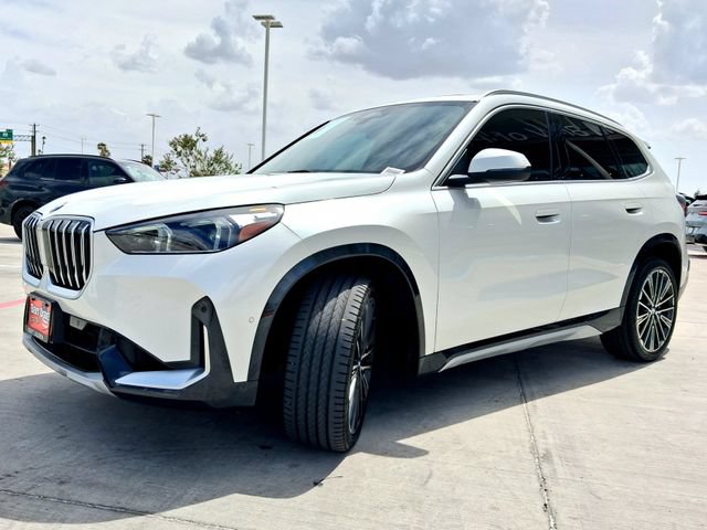 Used 2026 BMW X1 xDrive28i w/ Convenience Package AWD/4WD image 3