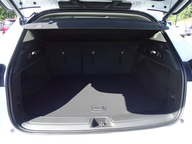Used 2022 Buick Envision Essence w/ Sport Touring Package FWD image 5