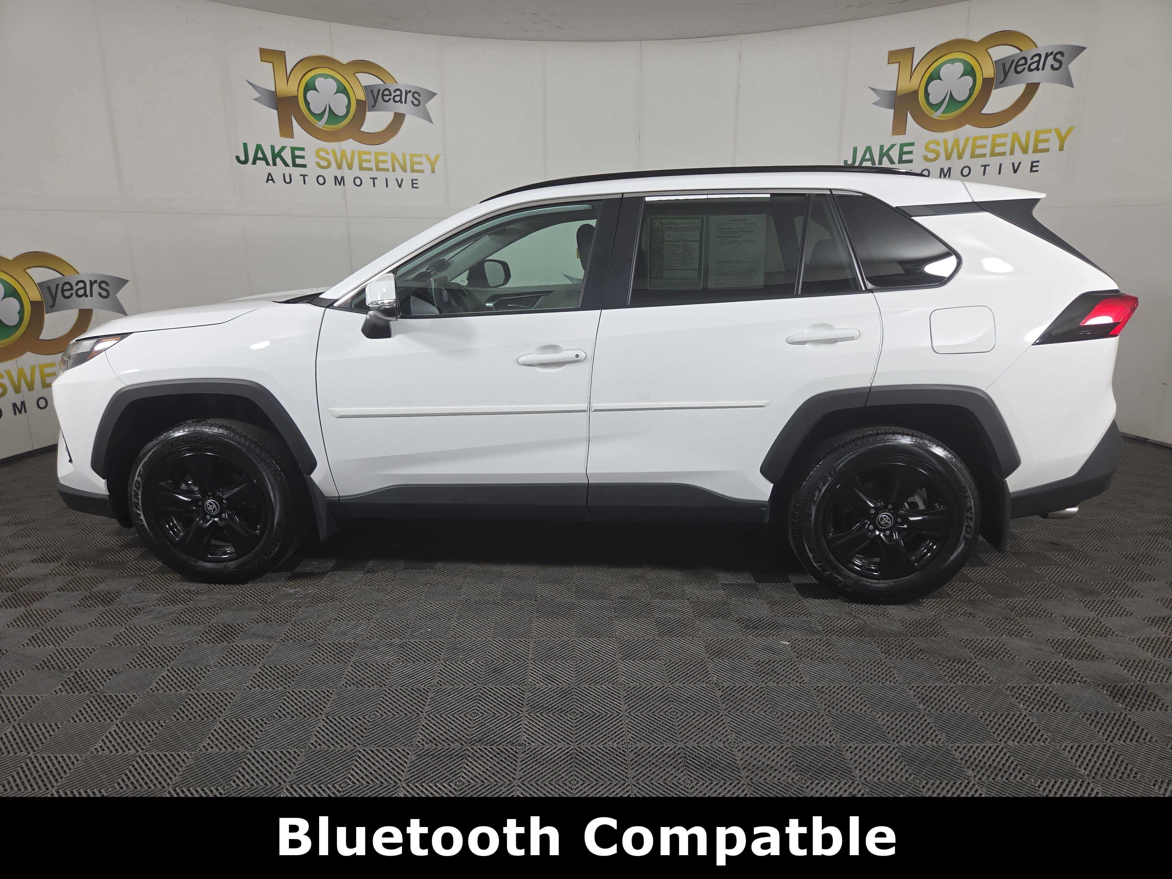 Used 2024 Toyota RAV4 XLE w/ Weather Package AWD/4WD image 4
