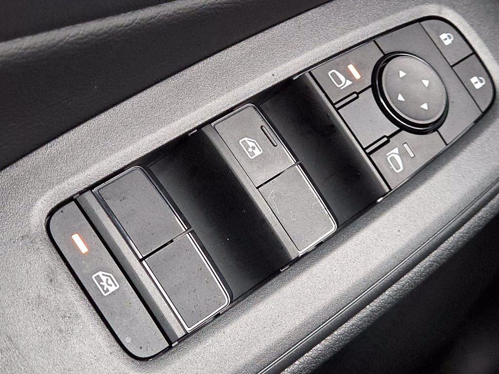 New 2026 Nissan Sentra SV w/ SV Convenience Package FWD image 24