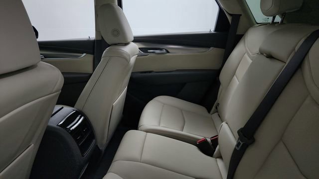 Used 2021 Cadillac XT5 Premium Luxury w/ LPO, Floor Liner Package image 18