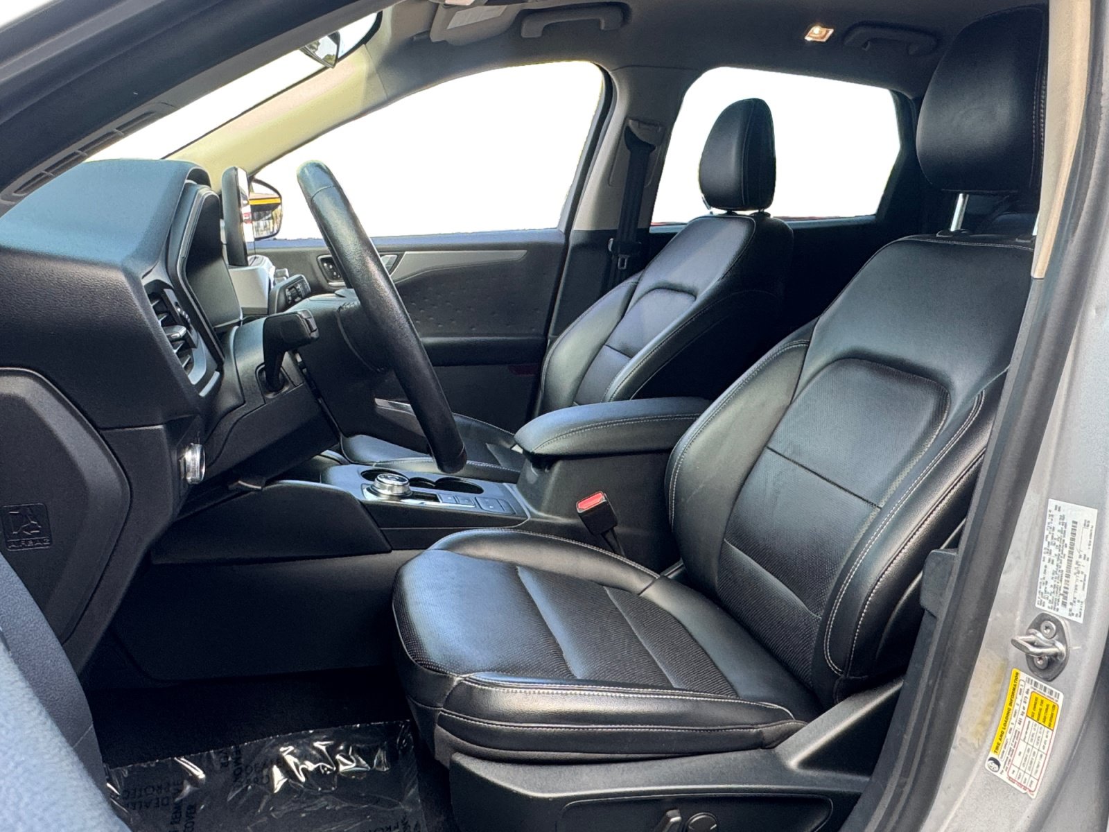 Used 2020 Ford Escape SEL FWD image 9