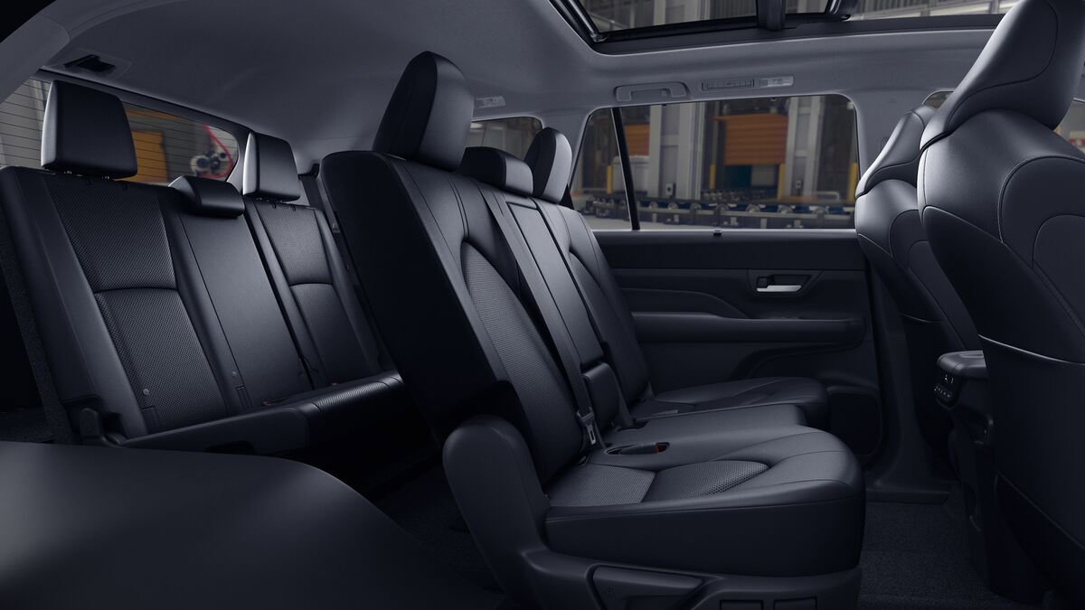 New 2026 Toyota Grand Highlander XLE image 24