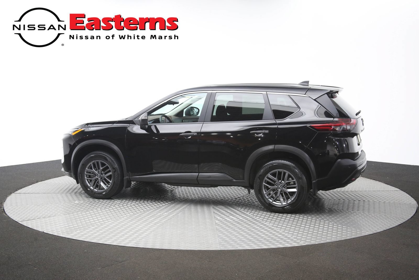 Used 2023 Nissan Rogue S AWD/4WD image 58