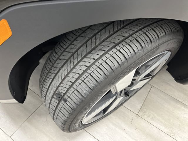 Used 2025 Hyundai Santa Fe Limited image 42