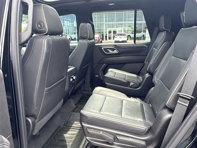 Certified 2021 GMC Yukon SLT w/ SLT Luxury Plus Package AWD/4WD image 24
