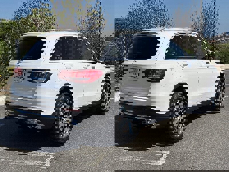 Used 2017 Mercedes-Benz GLC 300 image 6