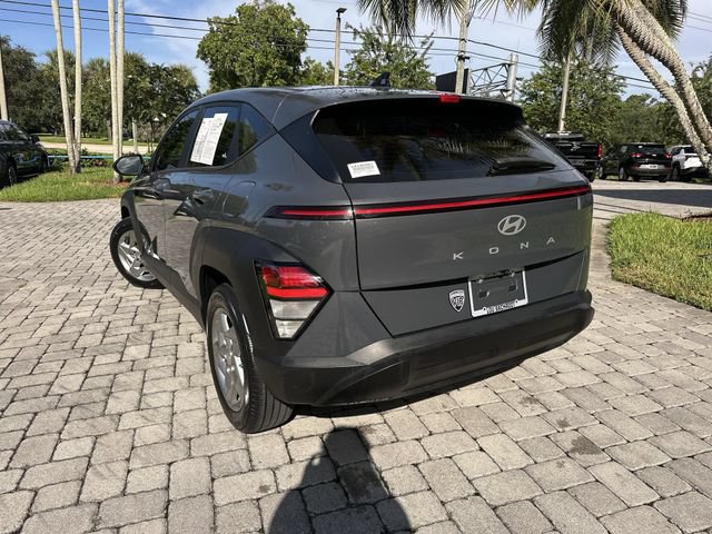 Used 2024 Hyundai Kona SE FWD image 12