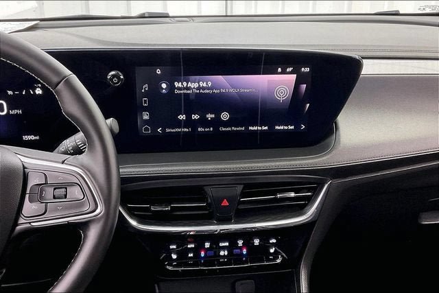Certified 2025 Buick Encore GX Avenir w/ Avenir Convenience Package AWD/4WD image 6