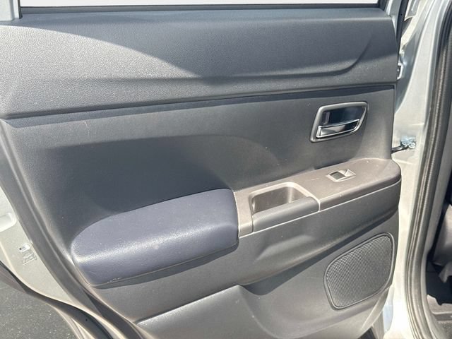 Used 2025 Mitsubishi Outlander Sport AWD image 11