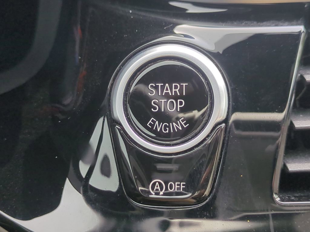 Used 2021 BMW 530i w/ Premium Package RWD image 31