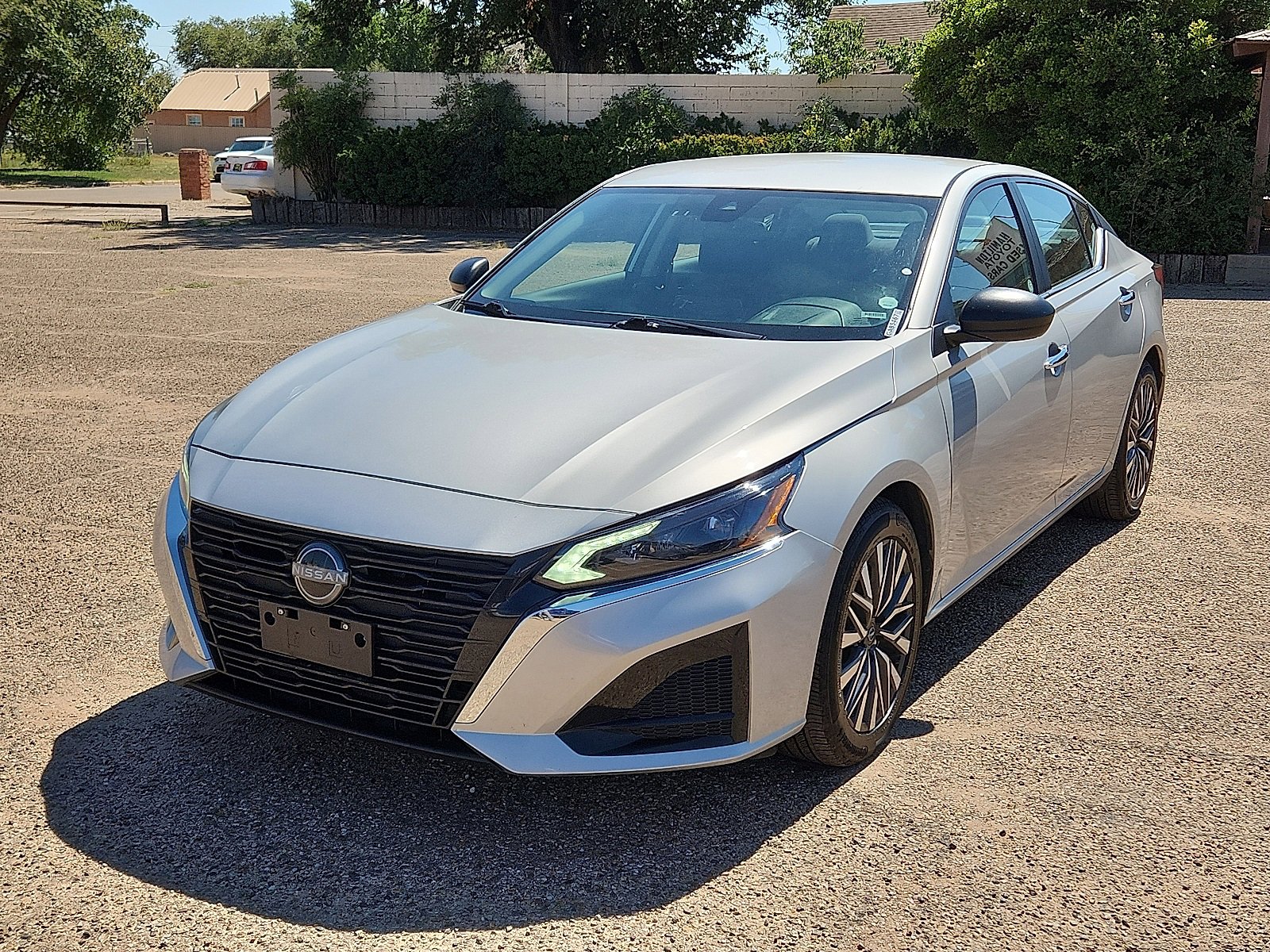 Used 2024 Nissan Altima 2.5 SV