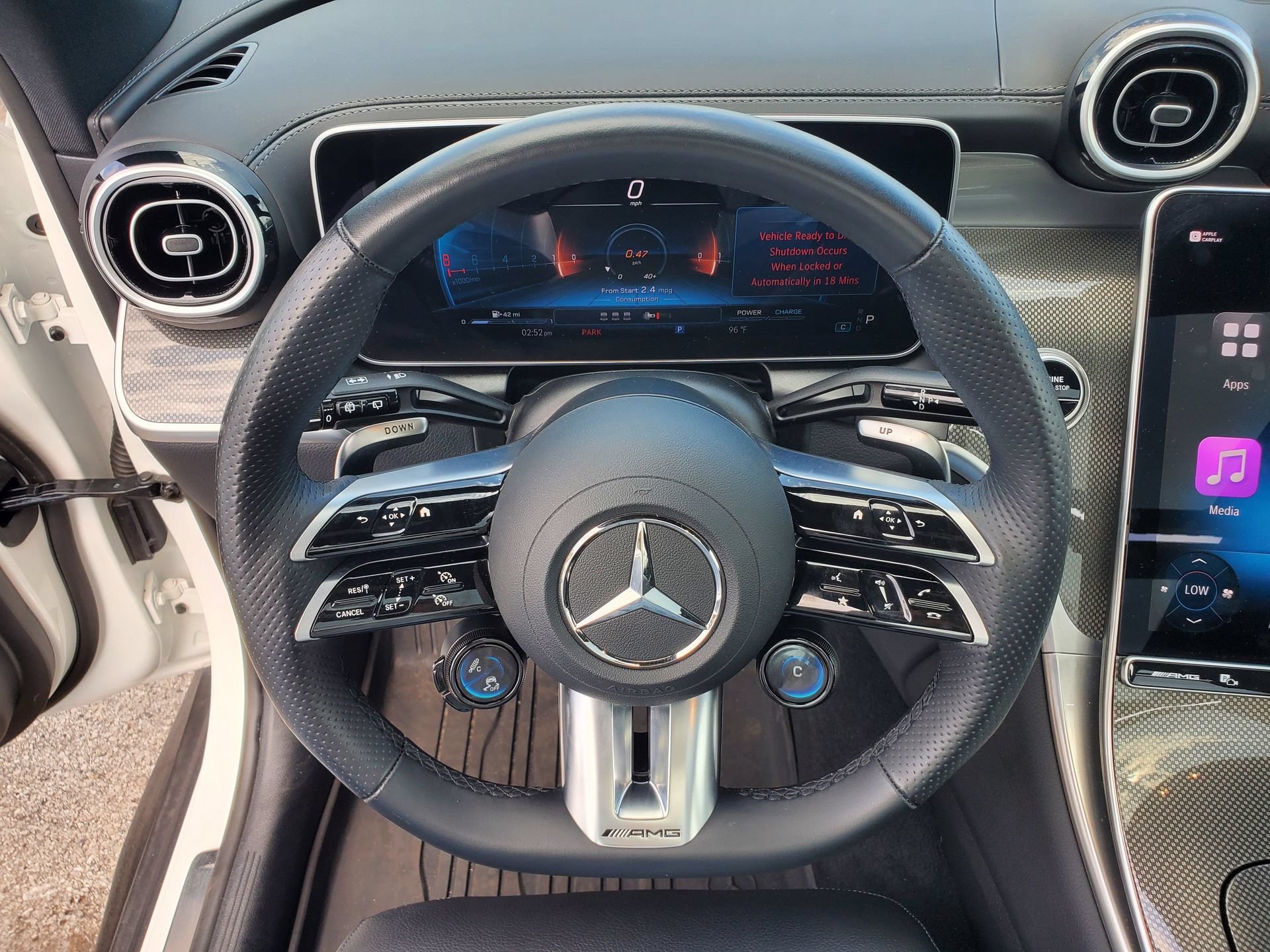 Used 2025 Mercedes-Benz GLC 43 AMG 4MATIC image 23