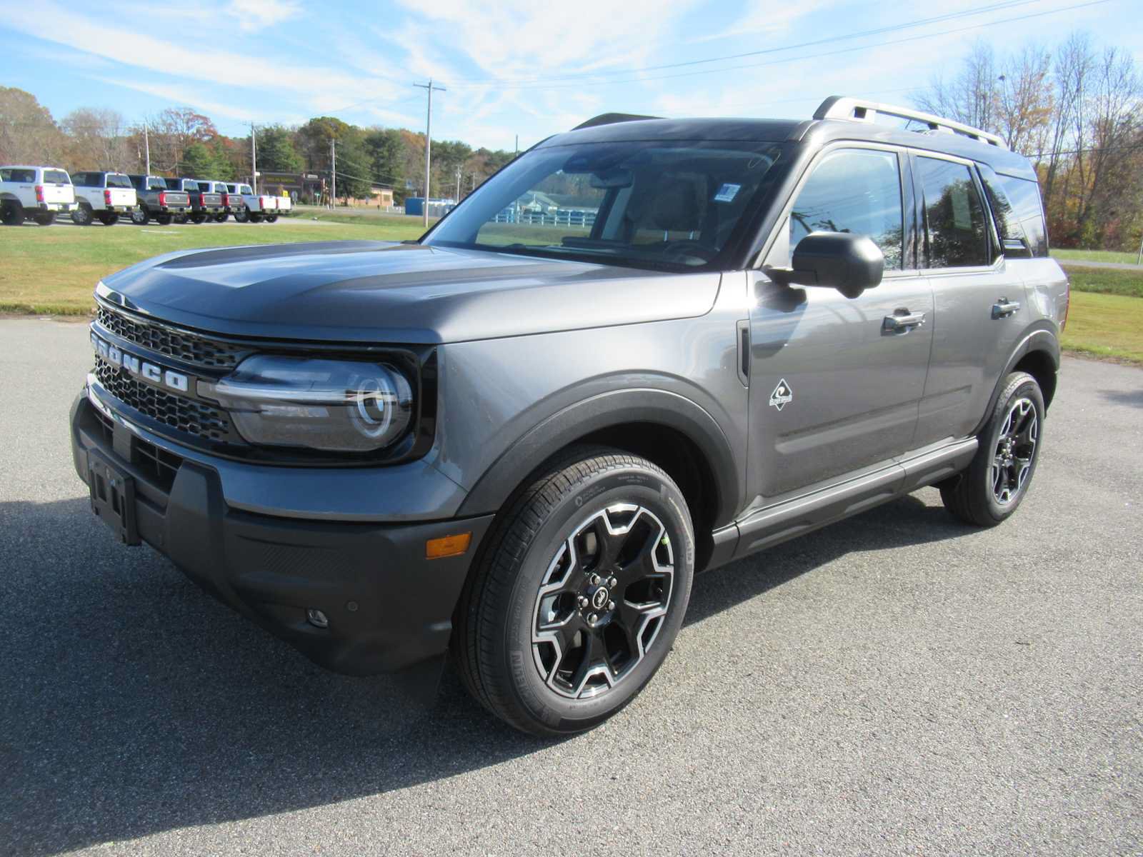 New 2025 Ford Bronco Sport Outer Banks w/ Outer Banks Tech Package+ AWD/4WD image 1