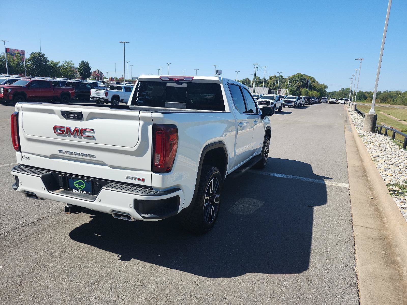 Certified 2026 GMC Sierra 1500 AT4 w/ AT4 Premium Package AWD/4WD image 3