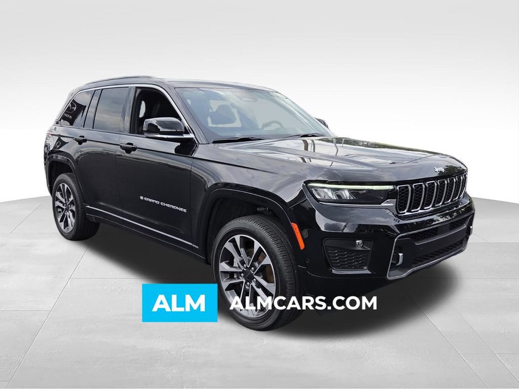 Used 2025 Jeep Grand Cherokee Overland w/ Trailer Tow Package AWD/4WD image 1