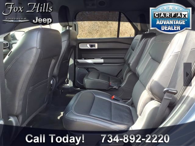Used 2021 Ford Explorer Limited w/ Equipment Group 301A RWD image 12