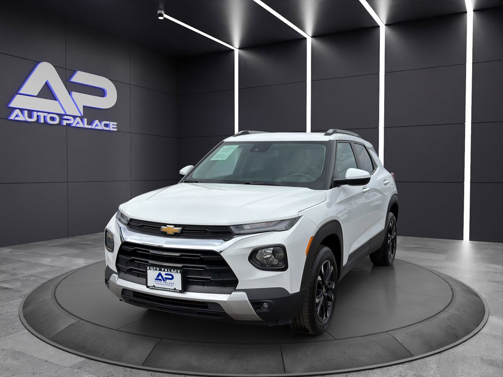 Used 2023 Chevrolet TrailBlazer LT w/ Convenience Package