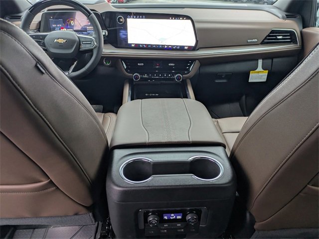 New 2026 Chevrolet Suburban High Country image 33