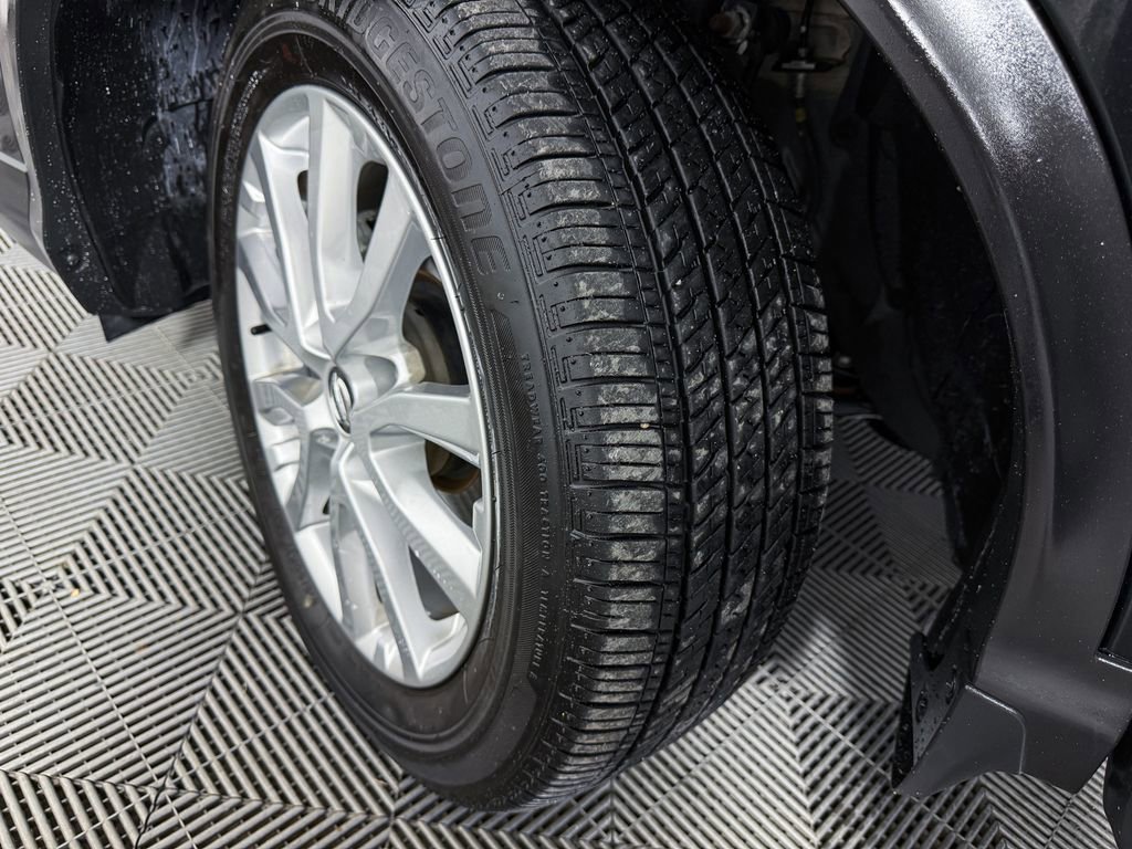 Certified 2022 Nissan Rogue Sport SV image 37