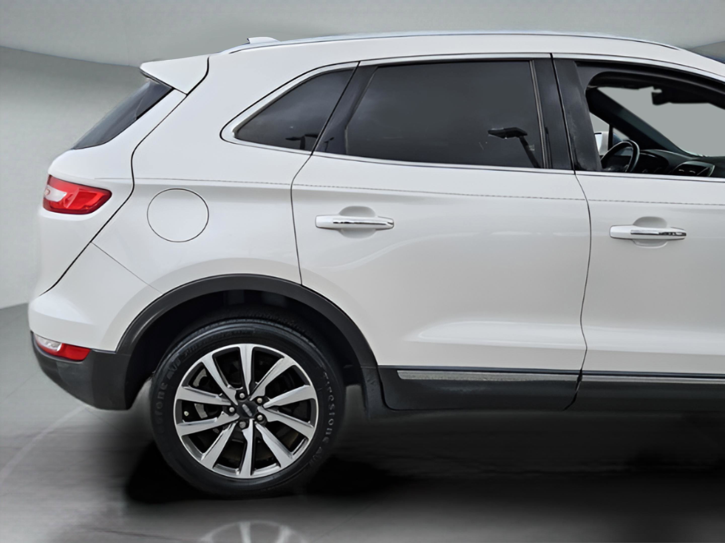 Used 2019 Lincoln MKC Reserve w/ MKC Technology Package image 34