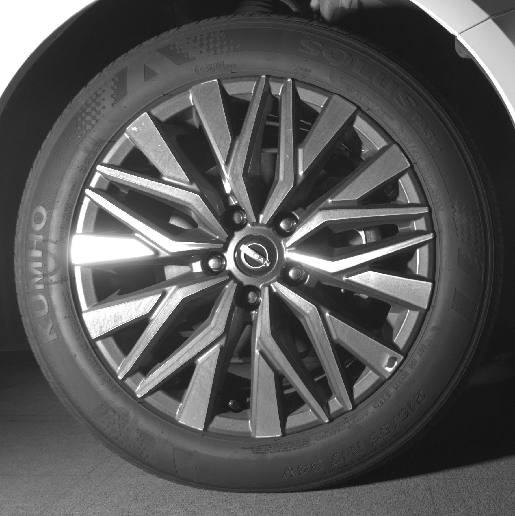 Used 2025 Nissan Altima 2.5 SV FWD image 13