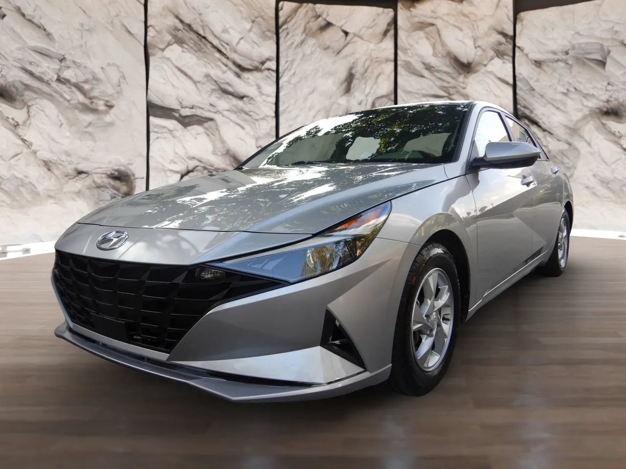 Used 2023 Hyundai Elantra SE FWD image 1