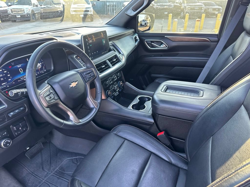 Used 2023 Chevrolet Tahoe High Country w/ Premium Package AWD/4WD image 13